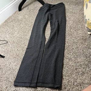 Lululemon straight leg leggings regular rise
